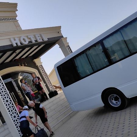 Отель Сахара Baysun ภายนอก รูปภาพ